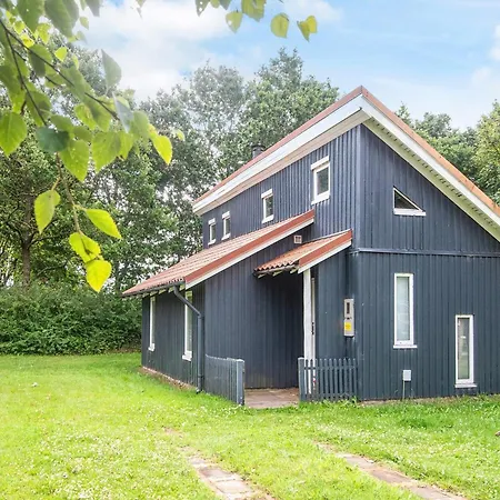 Nyaraló 5 Person In Hovborg-by Traum